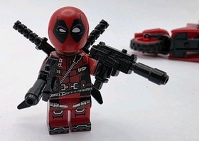 Custom Lego Deadpool Minifigure With Motorcycle Marvel Super Heroes 6866 Merc