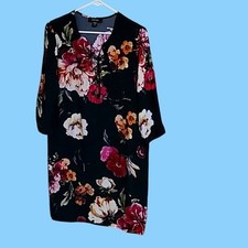 Karen Kane Women's Size Medium Flower Covered Dress