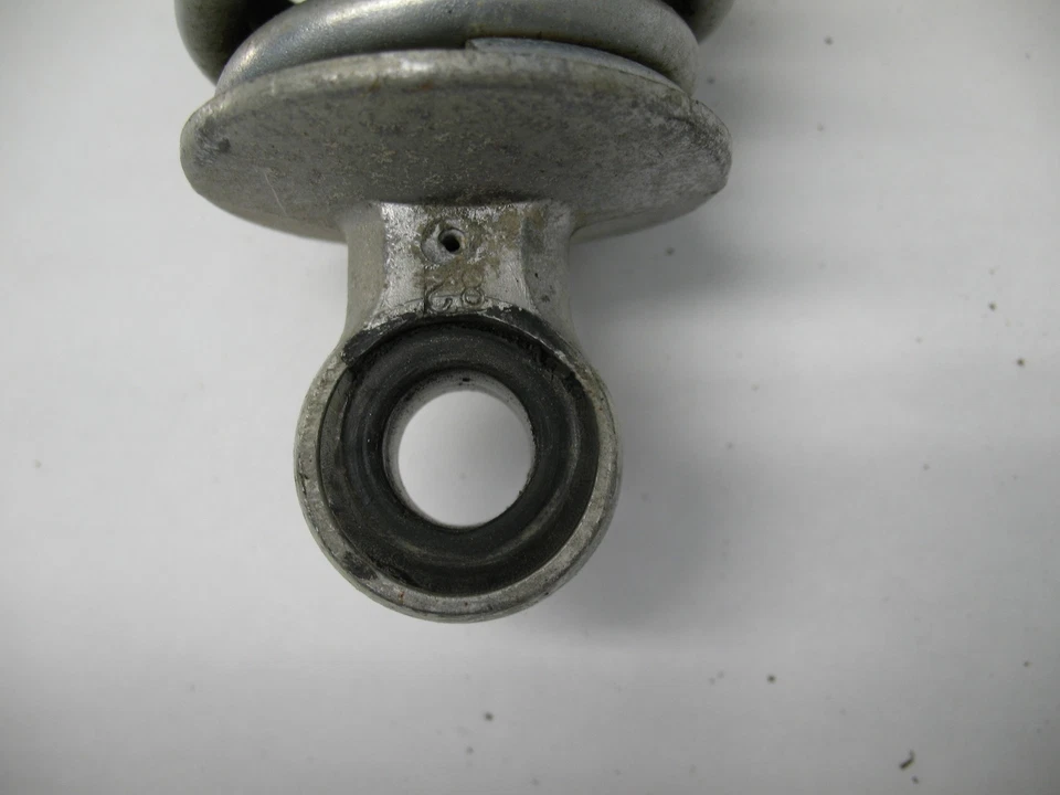 Amortiguador trasero derecho Kawasaki KZ 650 D 1978 Foto 3 de 4