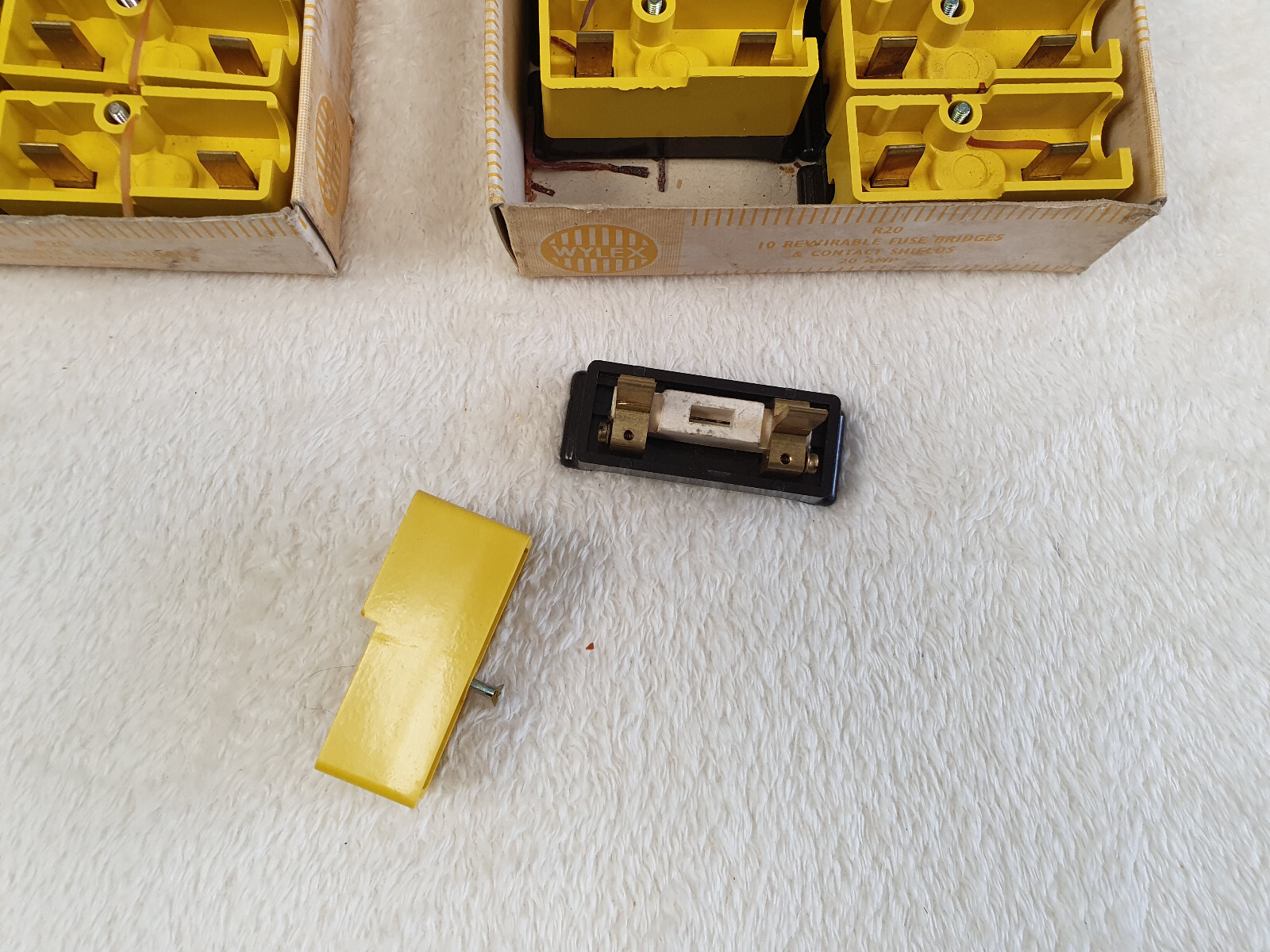 Vintage Consumer Unit fuses OLD SCHOOL TYPE 20A Wylex Fuse Bridges x 20