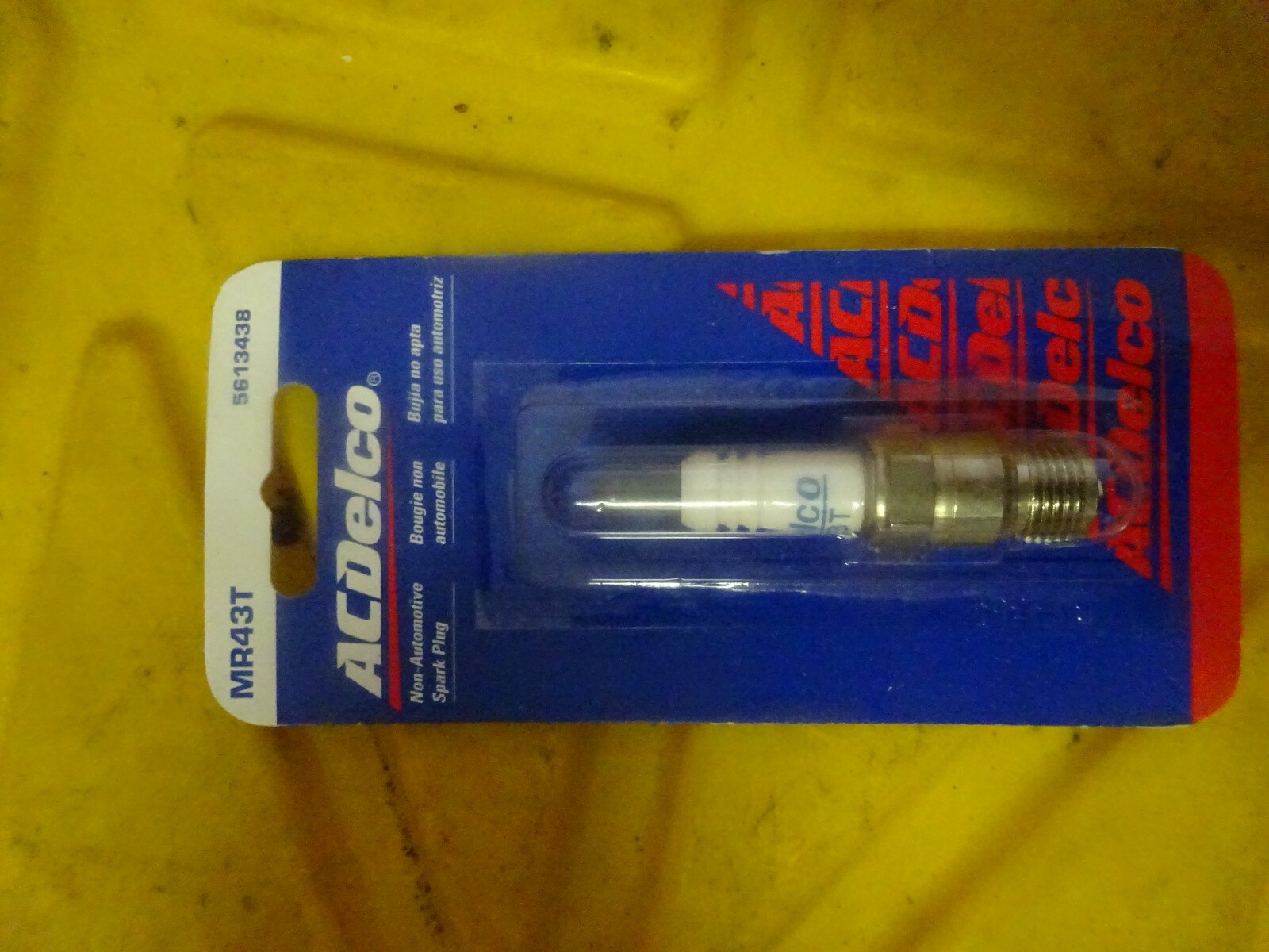 8 Pack of Marine Spark Plugs ACDelco MR43T 19355200 350 305 