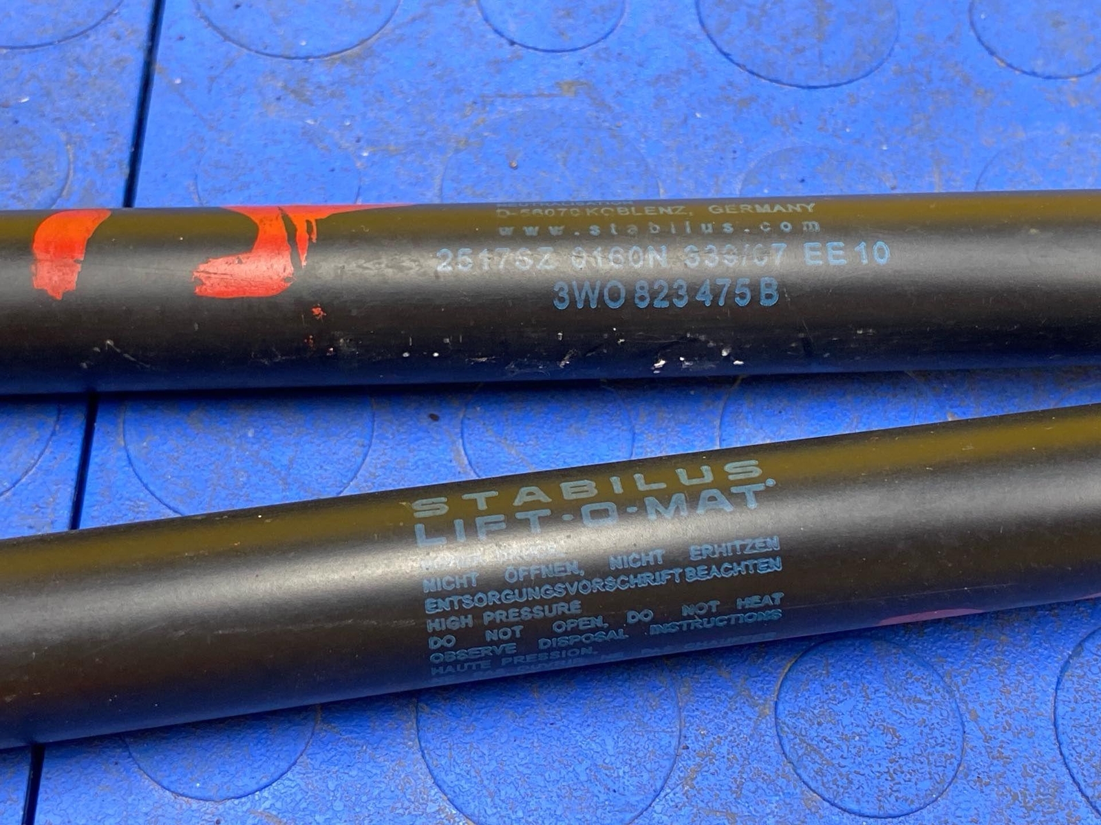 08 09 10 11 12 BENTLEY Continental GT Hood Lift Strut Shock Set OEM 3W0823475B