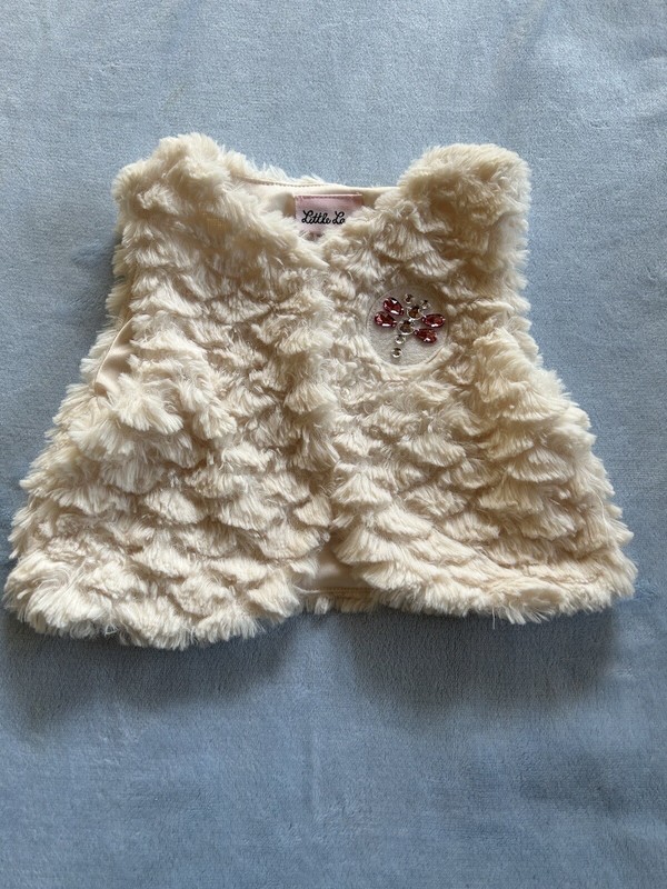 Infant girl cream colored vest by Little Lass size 3t