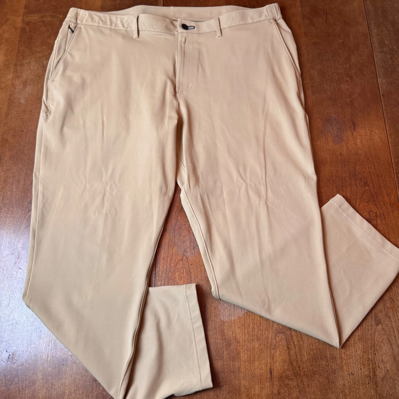 Public Rec Pants Men 40/28.5 Khaki All Day Every Day Tapered Stretch Performance