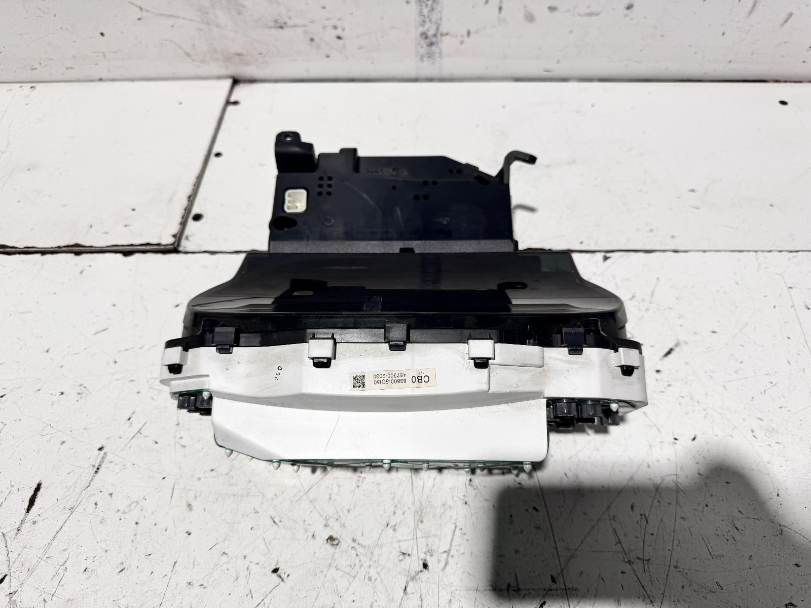 Toyota Echo Instrument Cluster NCP10 10/2002-09/2005 - thumbnail 3