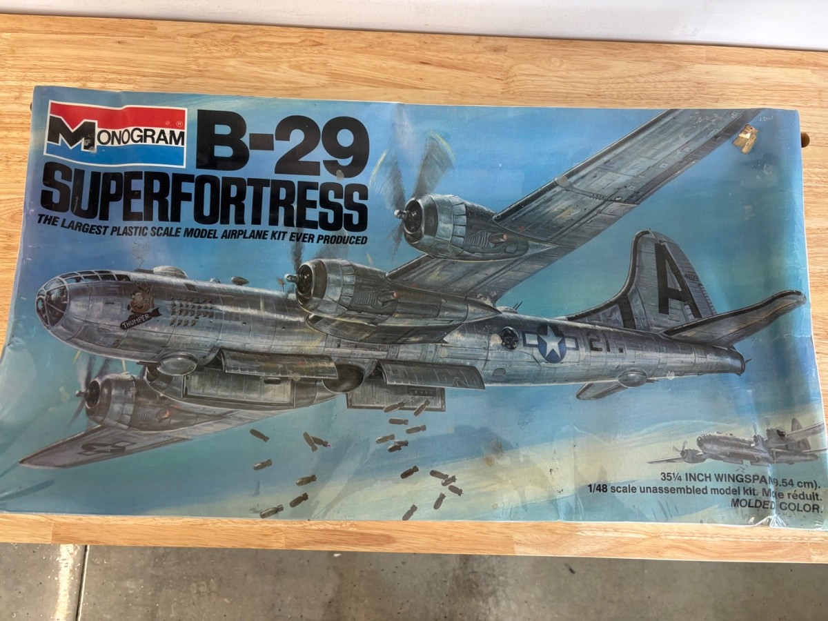 Monogram 1/48 Scale B-29 Superfortress Bomber Aircraft Model