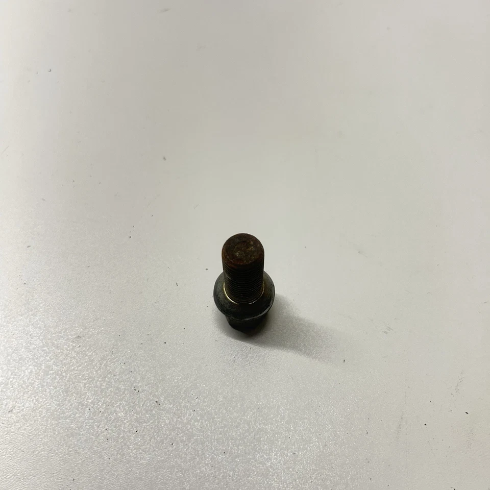 2012-2018 AUDI A6 QUATTRO RODA TRASEIRA DIANTEIRA ARO PORCA PARAFUSO FABRICANTE DE EQUIPAMENTO ORIGINAL - Imagem 3 de 4