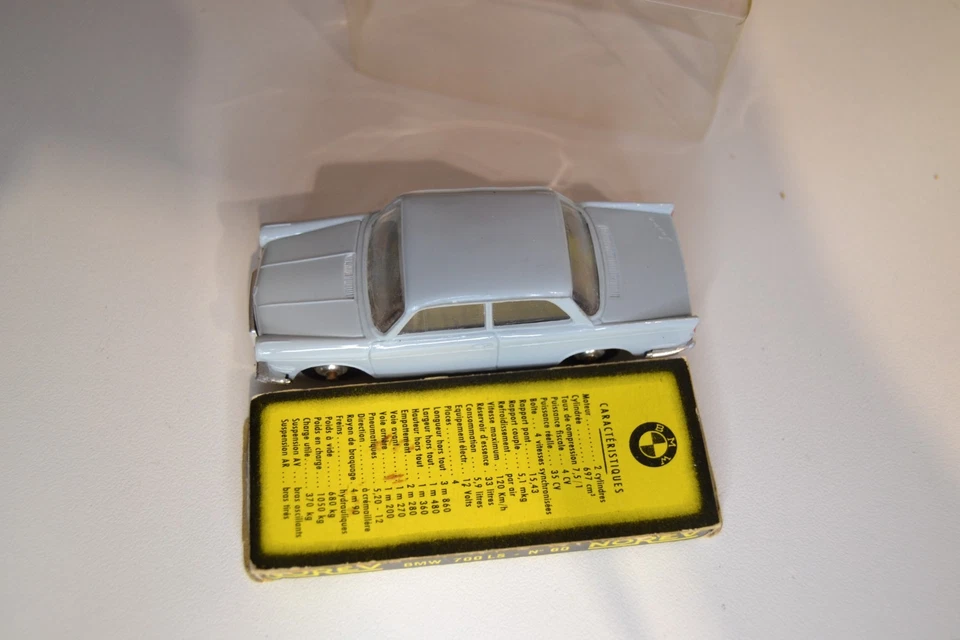 Superbe Norev d'origine 1/43 Bmw 700 LS avec boite Ref :60 - Photo 4/4