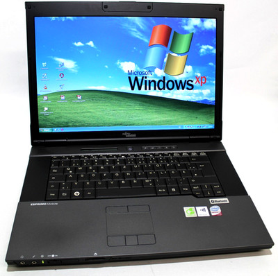Windows XP Retro Laptop Siemens Esprimo D9510 Intel 160 GB HDD 4 GB RS232 Win XP