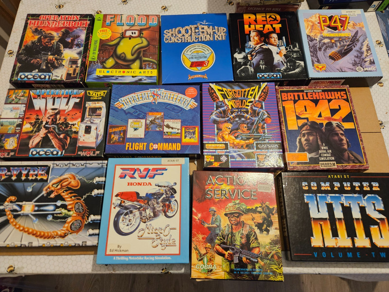 43 Atari ST games Stunning Condition Red Heat Flood Action Service Collection
