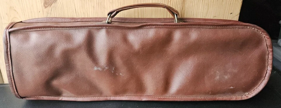 ОБЛОЖКИ ХУДОЖЕСТВЕННЫХ, ХУДОЖЕСТВЕННЫХ ИЗДЕЛИЙ. Нью-Йорк ПРОДОЛГОВАТЫЙ КОРИЧНЕВЫЙ КОЖАНЫЙ ЧЕХОЛ N.Y. - Изображение 2 из 4