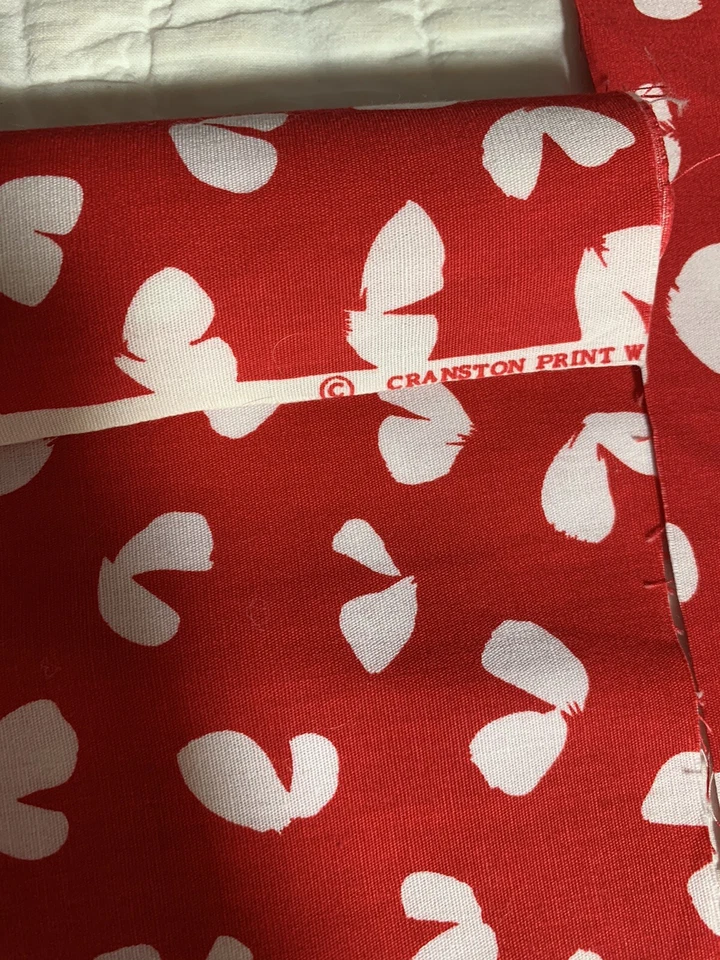 2 15x45 Pcs VIP Cranston Cotton White Petals on Real Red Fabric Schwartz Liebman - Image 3 of 4