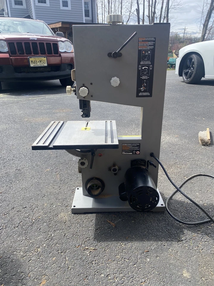 Sierra de cinta Ryobi Foto 3 de 4