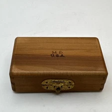 US Army MD World War I wooden syringe box empty.