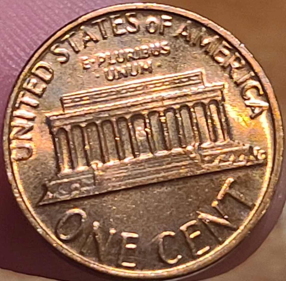 1981 D Lincoln Head Memorial penny Denver Proof Like  - Image 2 of 2
