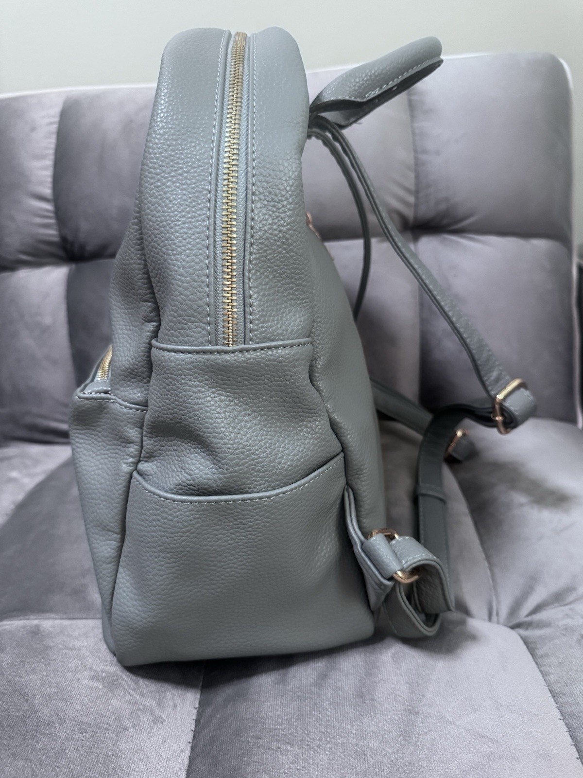 Gray Pebbled Backpack Adjustable Strap Gold Hardw… - image 3