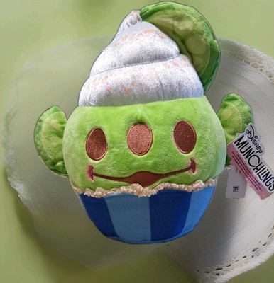Disney Munchlings Plush Key Lime Cupcake Crumble Alien NWT