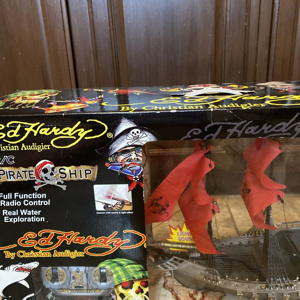 Ed Hardy Journey to the Far and Mysterious R/C Pirate Ship WorldTech Toys 2008 - Image 3 of 4