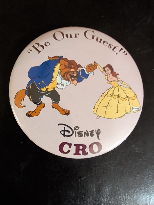 1994 Walt Disney World Cast Exclusive Central Reservations Dept Pinback Button