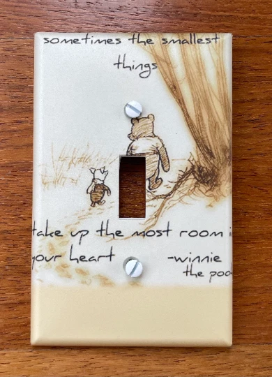 Clássico Winnie the Pooh interruptor de luz tampa berçário às vezes o menor - Imagem 2 de 4