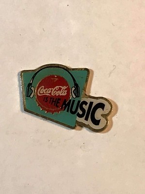 PIN - Coca Cola - Es la Musica Cover with Headphones - 7