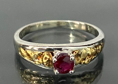 9K White Gold With Ruby & Natural Nuggets Inlay Ring Size N 1/2  -  7