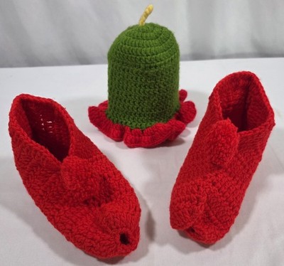 Vintage Hand Crocheted Christmas Doll Hat & Booties
