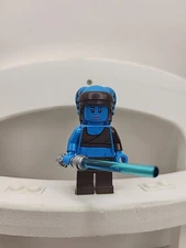 LEGO Star Wars Aayla Secura Minifigure From Set 75182 w/ Lightsaber sw0833