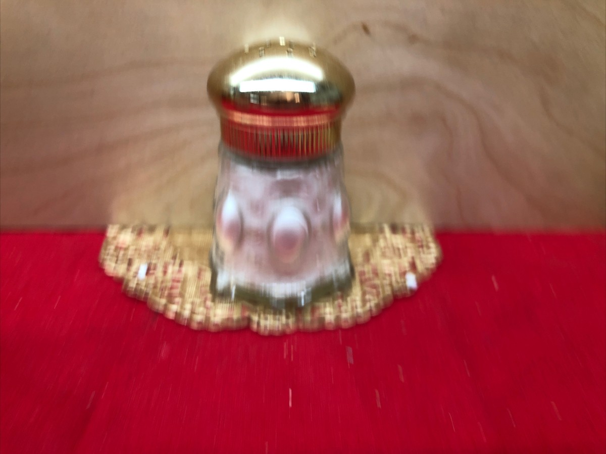 AVON エレガント タッセル デキャンター ロゼリーヌ Avon Turn of the Century Powder Sachet Decanter Roses, Roses NEW