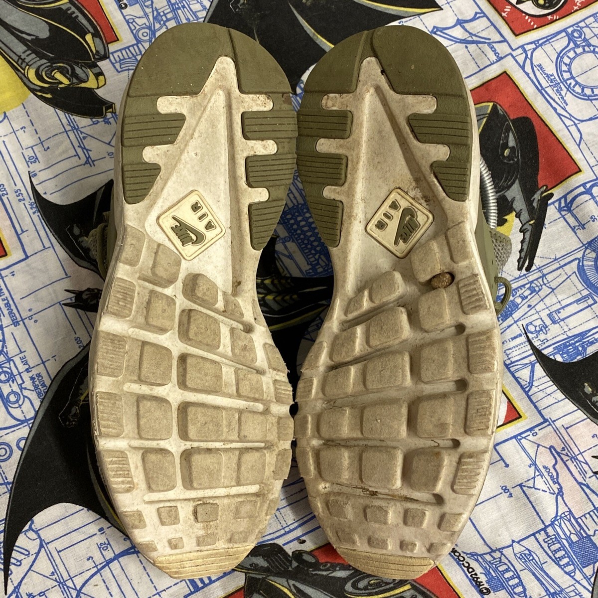☆ UaUcHaN ☆ Nike Air Huarache Run Ultra Trooper Green White Size 9