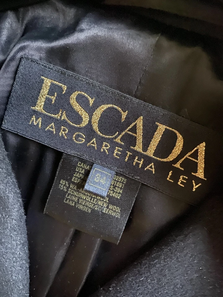 Escada by Margaretha Ley Navy Angora Wool Double Breasted Blazer Size 34 UK8 XS - Image 2 of 4