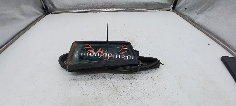 12 13 14 15 16 17 KIA RIO PUERTA TRASERA DERECHA VENTILACIÓN CRISTAL CON SOLAR 834271W020 Foto 2 de 4