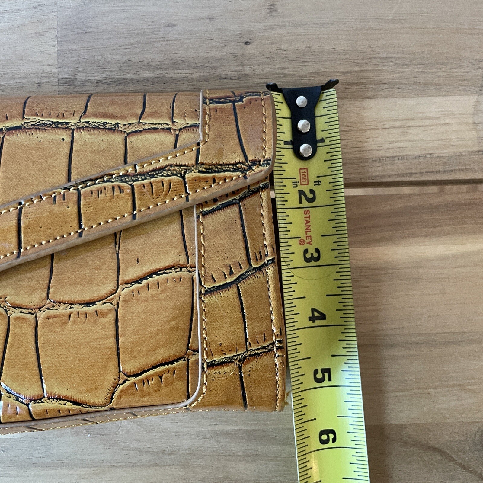 Koret Crocodile Pattern Clutch Writlet Yellow Tan - image 10