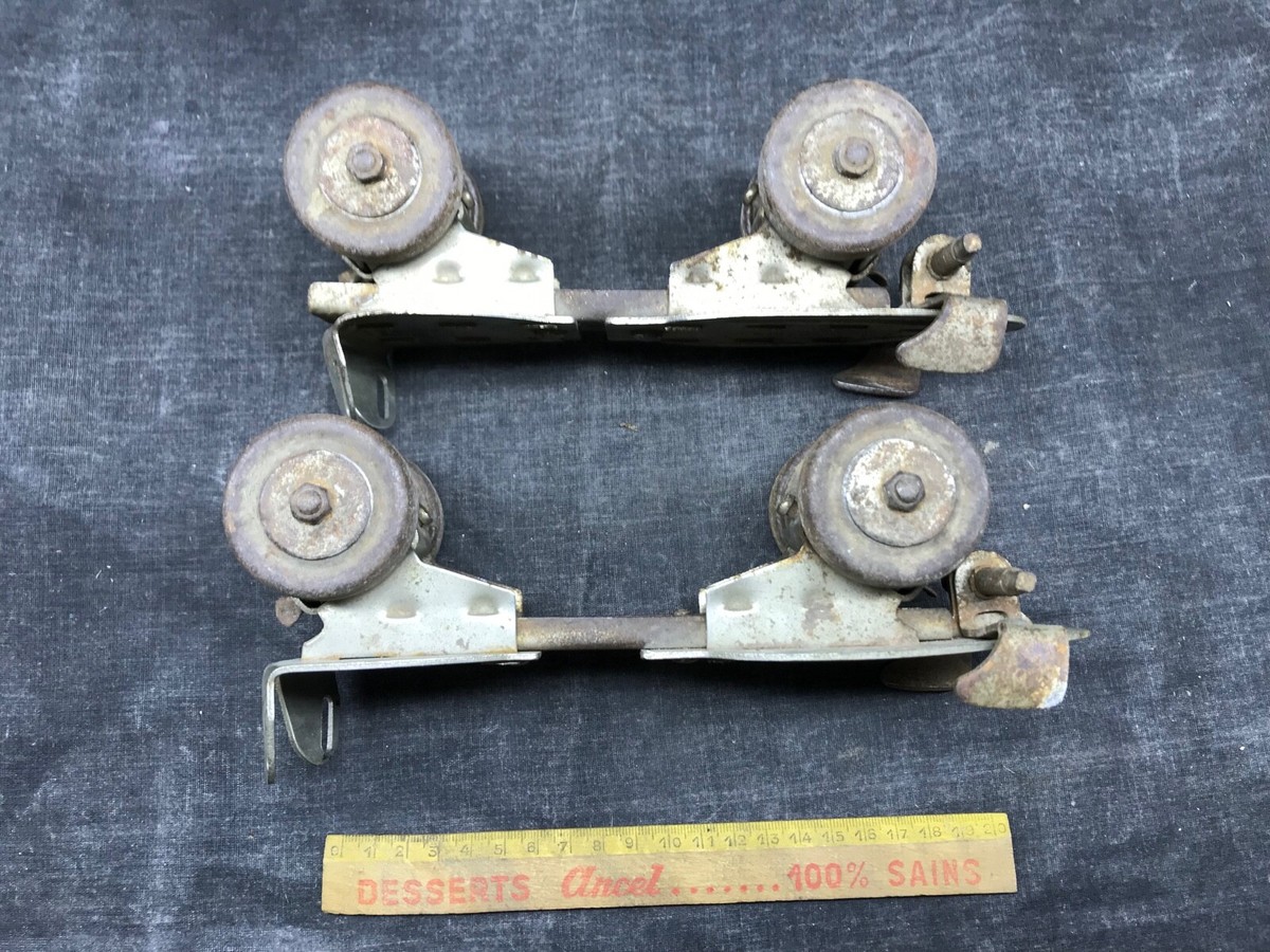 Lots de deux paires DE patin à roulettes ancien. Roller quad jeu jouet ancien | eBay