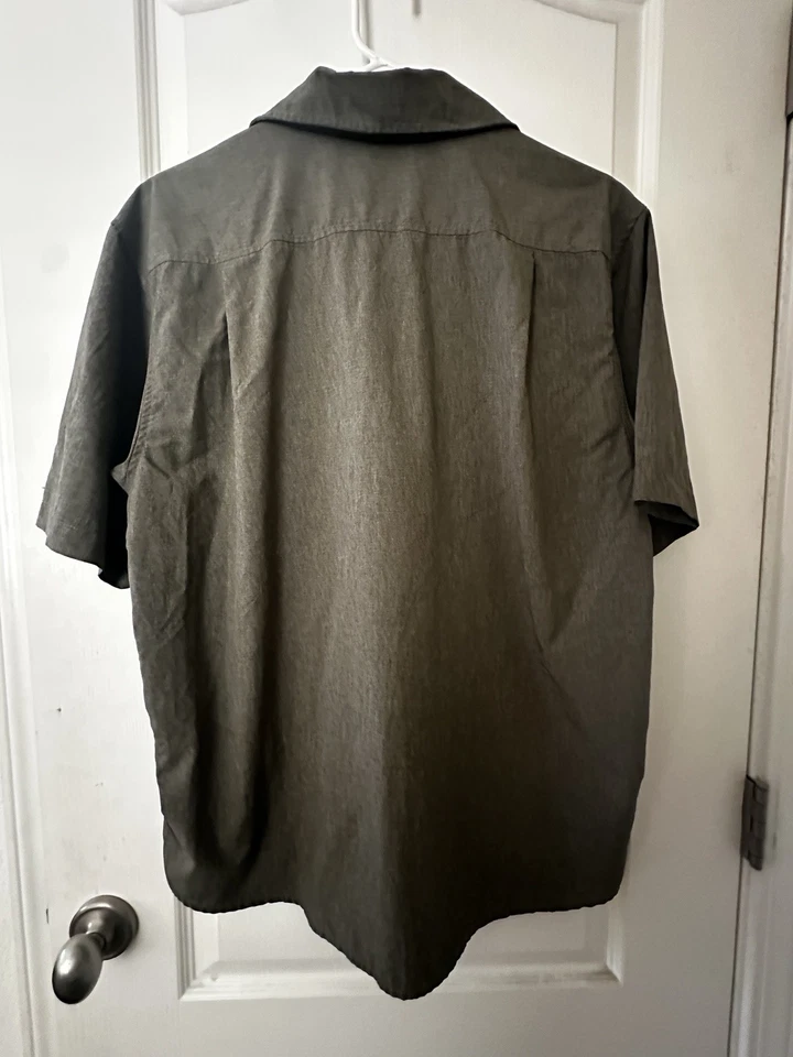 Camisa Merrell Para Hombre Grande Manga Corta Verde Abotonada Opti-wick UPF 30 Sin Etiquetas Foto 2 de 4