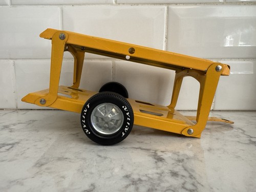 Vintage Nylint Pressed Steel Yellow Car Hauler Foldable - Picture 3 of 9