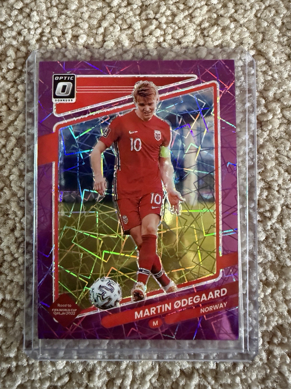 2021-22 Donruss Optic Martin Odegaard Holo Purple Laser  /99 Norway NORWAY