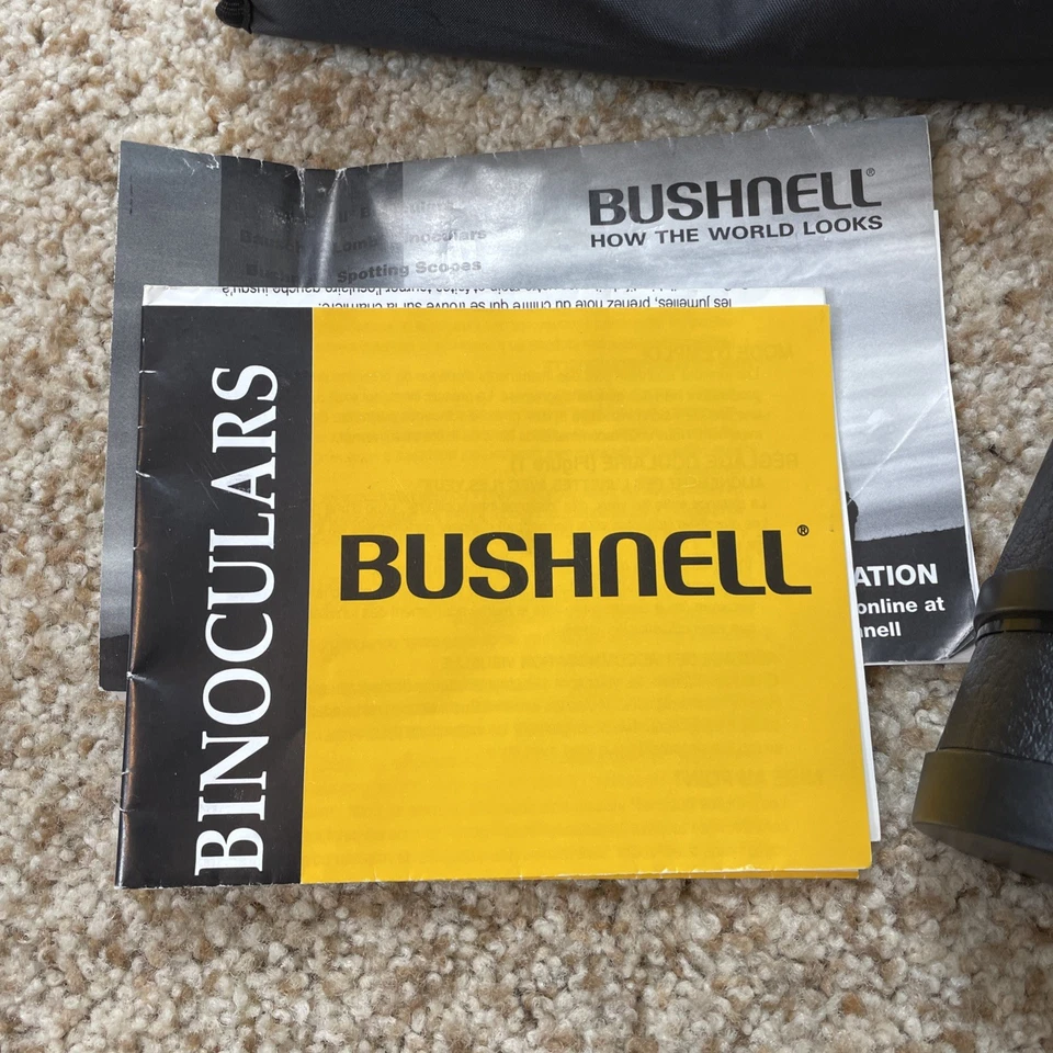 BUSHNELL 7x35 Insta Focus 420 Ft at 1000 Yds Binoculars w Carrying Case Field 8 - Image 3 of 4