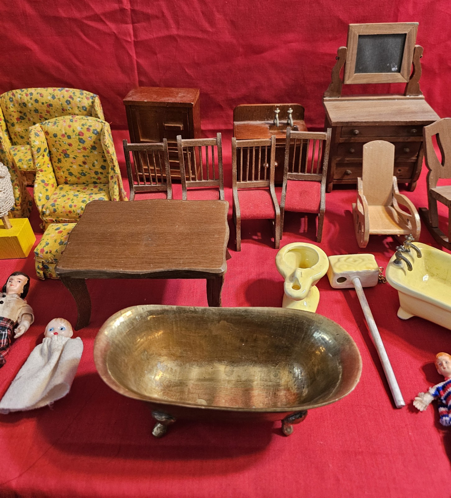 Vintage Mixed Lot Miniature Doll House Furniture & Dolls Wood Cast Iron Taiwan