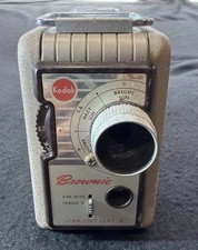 Vintage - Kodak Brownie Windup Eight 8mm Film Movie Camera - Silver UNTESTED