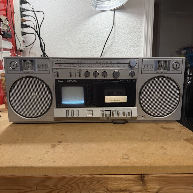 Montgomery Ward (GEN 3998) Vintage Boombox / Ghetto Blaster (1983) TV/Radio/Tape