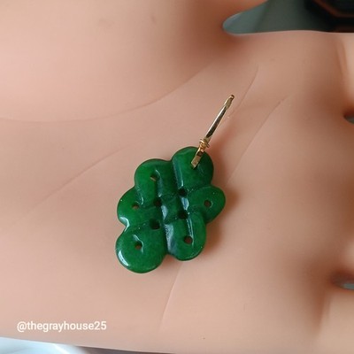 18K gelber chinesischer Glücksknoten, mystischer Knoten, endloser Knoten grüne Jade Anhänger 750