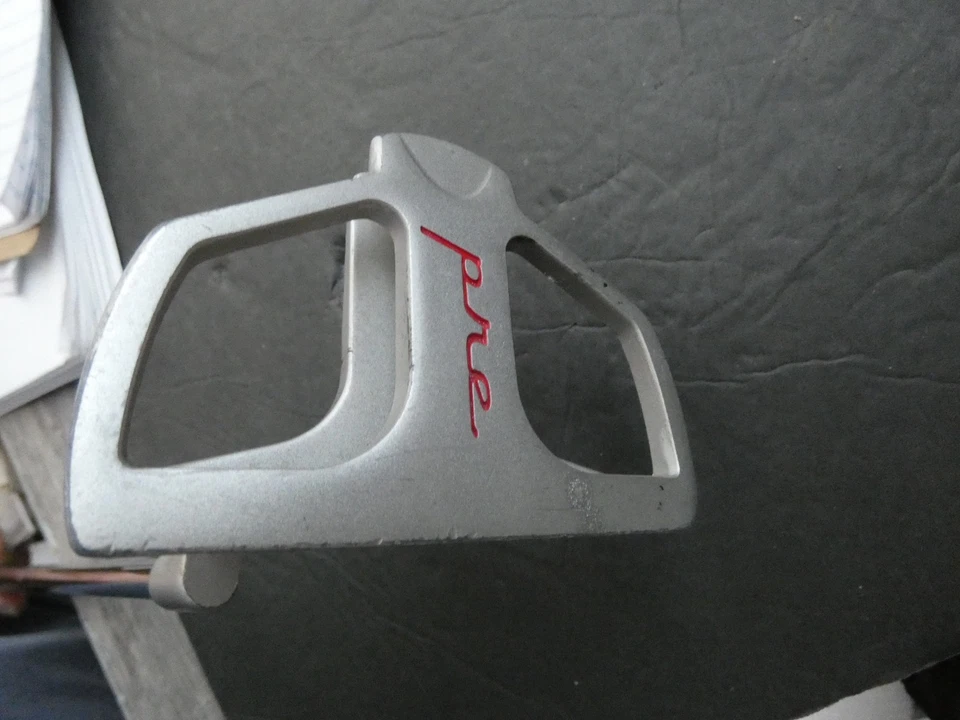 GOLF CLUB PUTTER PINEMEADOW PRE  34 INCH - Image 4 of 4