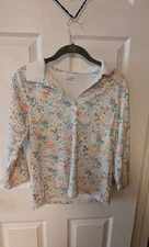 Women's Land's End 3/4 Sleeve White Collar White Flower Pattern Shirt
