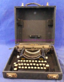 The Fox No. 1 Portable Folding Schreibmaschine alt antik Samlg. GAT 1690