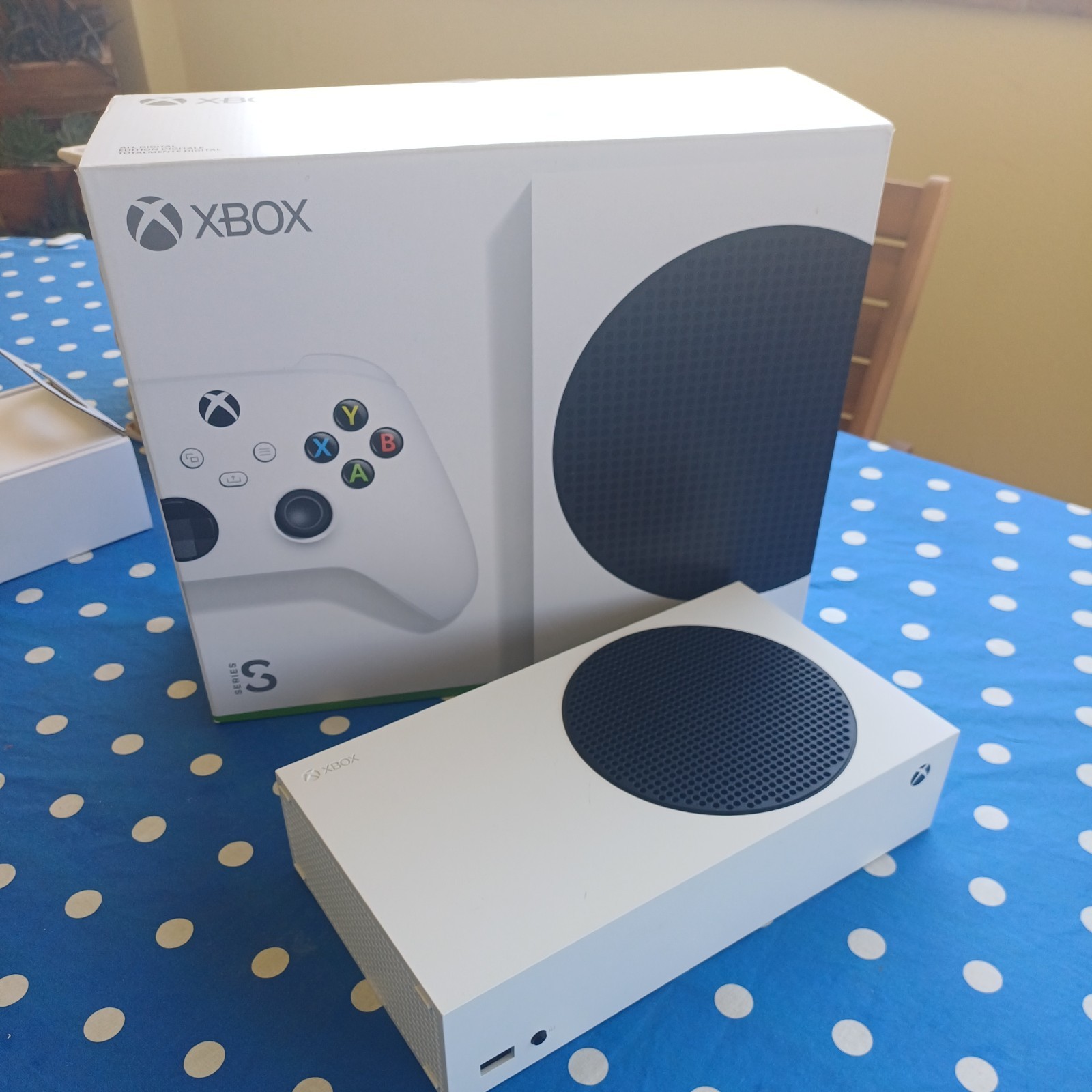 Microsoft Xbox Series S 512GB Console Bianco pari al nuovo scatola e controller