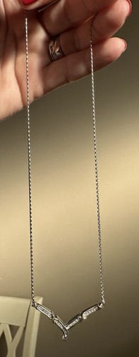 Sterling Silber 925 & 14k Gelbgold Akzente mit Diamanten Chevron Halskette 17"