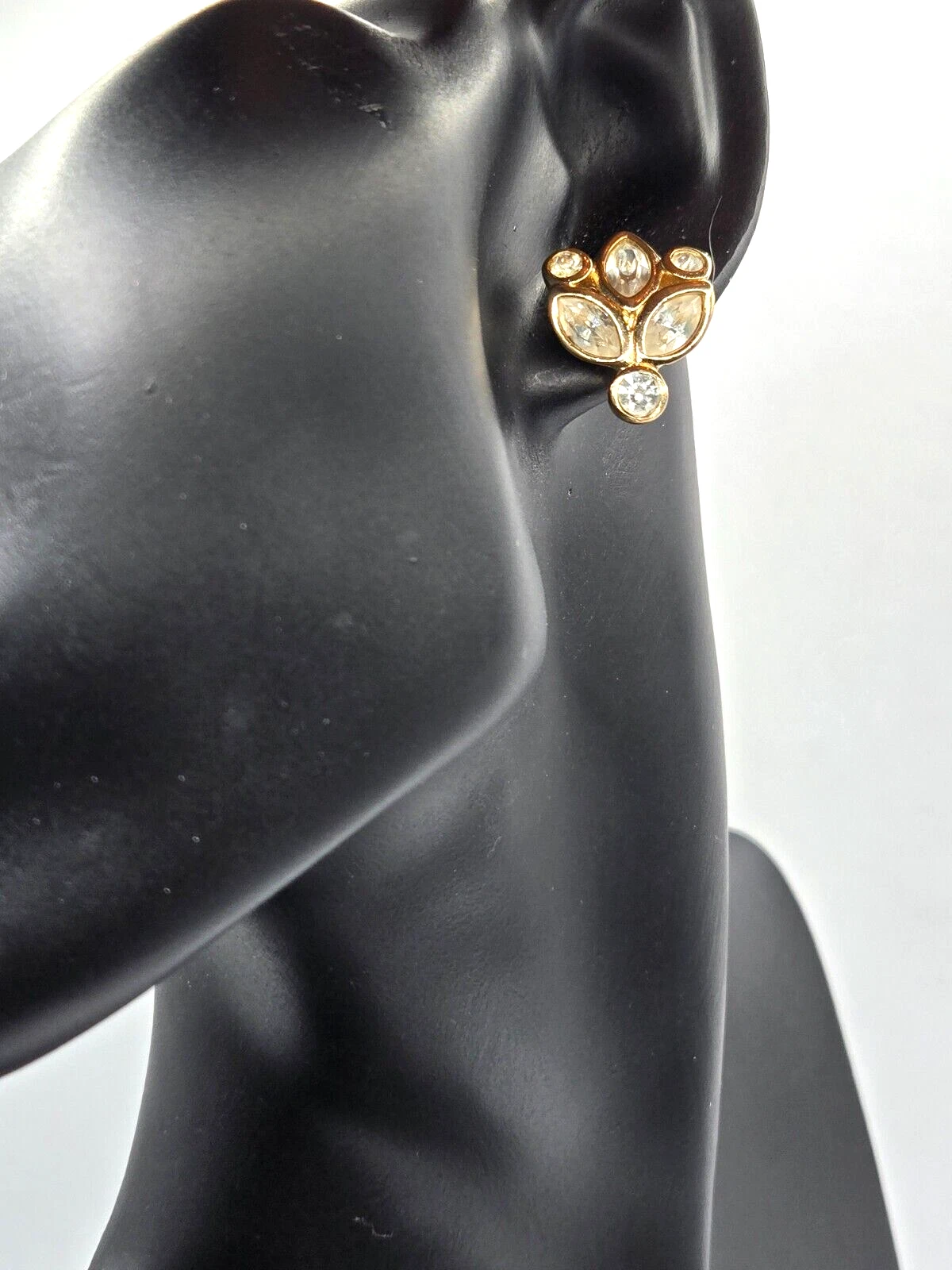 Orecchini Christian Dior firmati cristallo strass placcato oro design raro