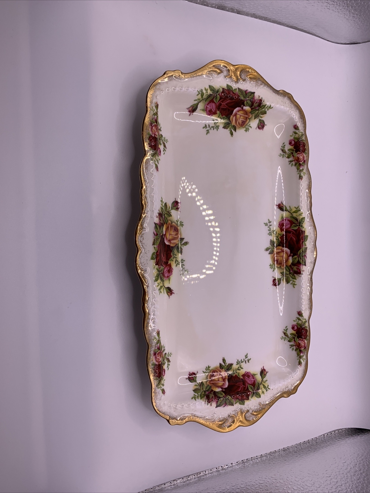 Vintage Royal Albert Old Country Roses Sandwich or Bread Tray in good