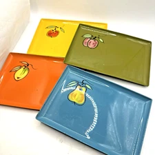 4-Piece Vintage Lacquered Snack Plate Set/Mini Trays 1965 By Davar Made In Japan